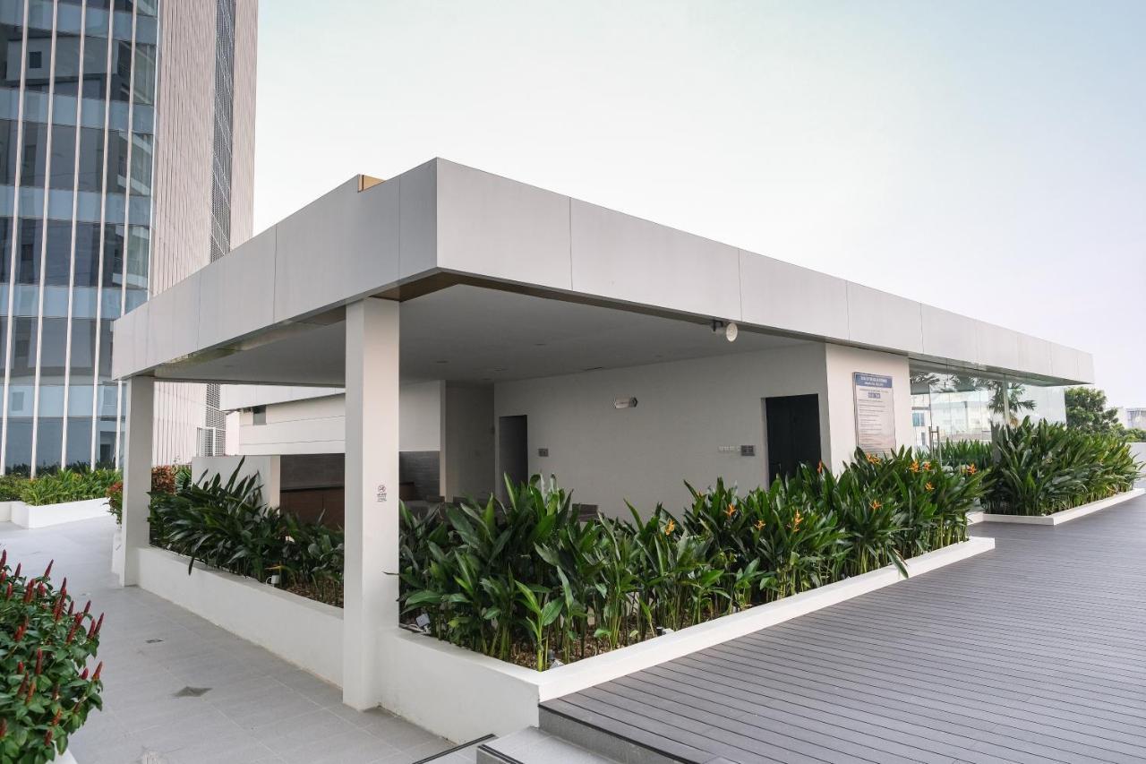 Lovina 17-11 At Harbour Bay Residences Nagoya Exterior photo